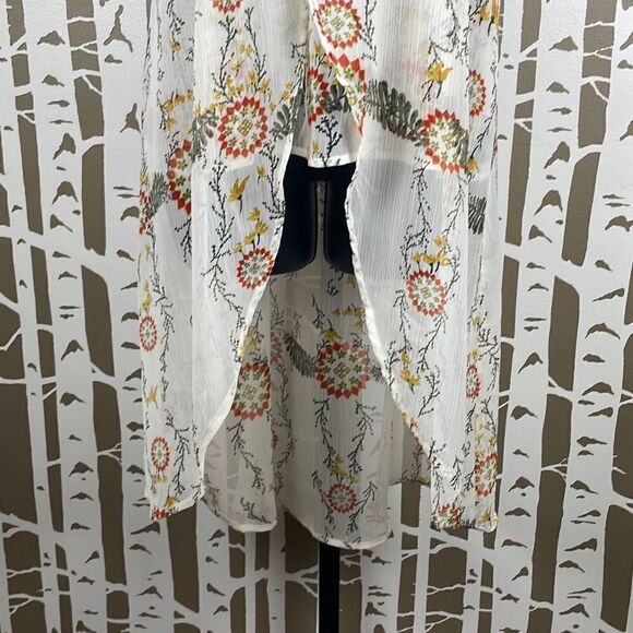NEW $34 Boho Floral Fly Away Front Longline Sheer Tank Top sz M - Picture 6 of 10